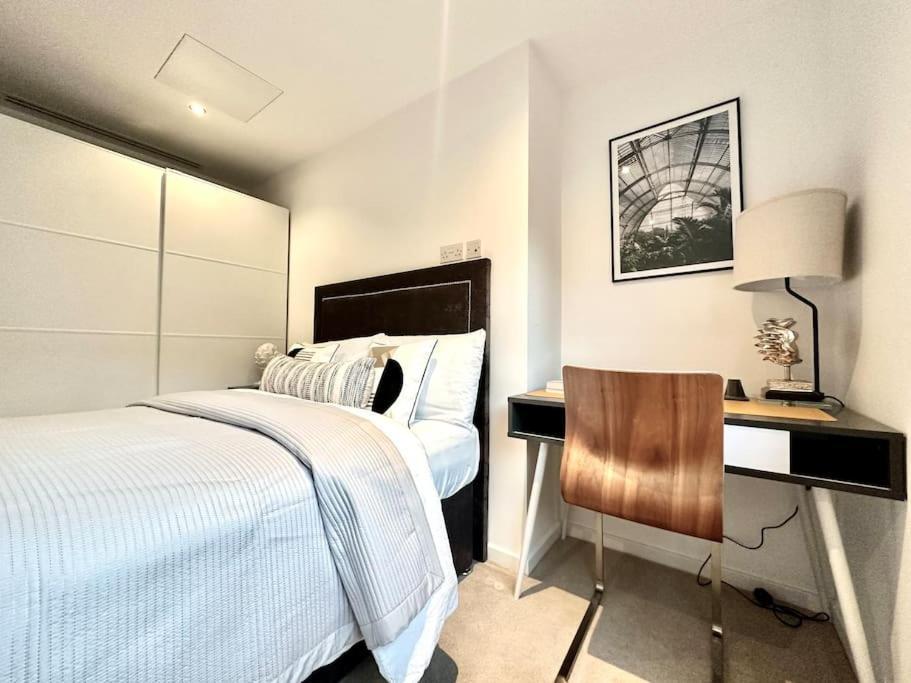 Modern 2 Bedroom In Central Londra